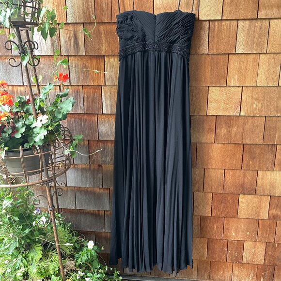 EUC Theia Black Beaded Fit and Flare Flowy Gorgeous Gown - Women's 10 - Picture 10 of 13